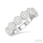 3/4 Ctw Jointed Circular Mount Lovebright Diamond Cluster Band in 14K White Gold