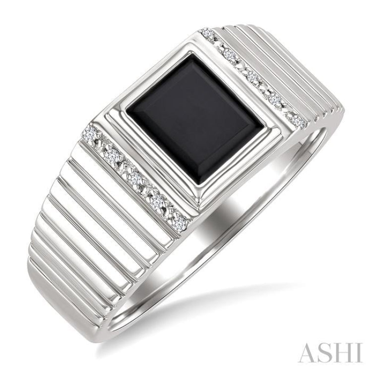 8x7 MM Octagon Shape Onyx and 1/20 Ctw Round Cut Diamond Semi-precious Men's Ring in Sterling Silver