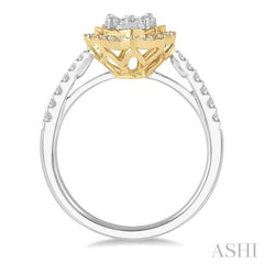 1/2 Ctw Star Shape Lovebright Round Cut Diamond Ring in 14K White and Yellow Gold