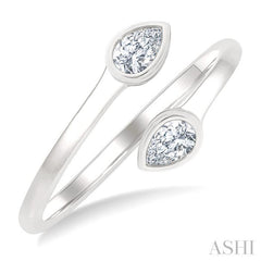 1/5 Ctw Split Single Coil Bezel Set Pear Cut Diamond Open Fashion Ring in 14K White Gold