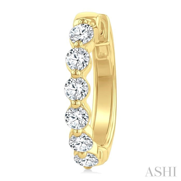 1 Ctw Prong Set Round Cut Diamond Hoop Earrings in 14K Yellow gold