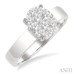 1/2 Ctw Bold Shank Oval Shaped Lovebright Round Cut Diamond Ring in 14K White Gold