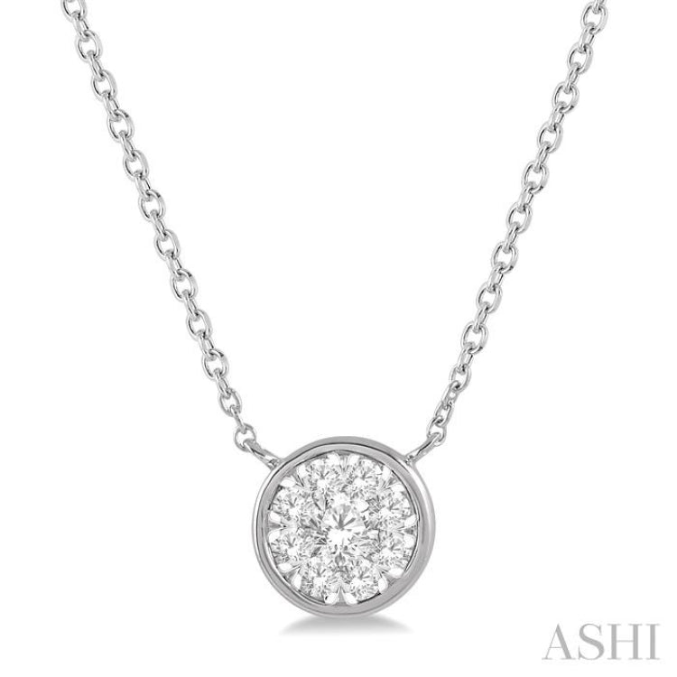 1/4 Ctw Round Shape Lovebright Diamond Pendant With Chain in 14K White Gold