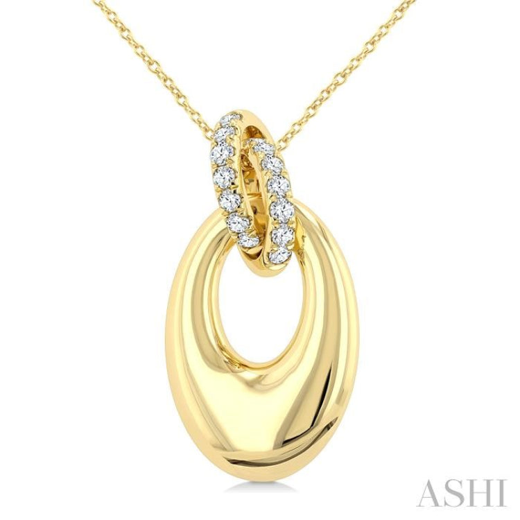 1/3 Ctw Interlocked Circle Round Cut Diamond Oval Shaped Fashion Pendant With Chain in 14K Yellow Gold