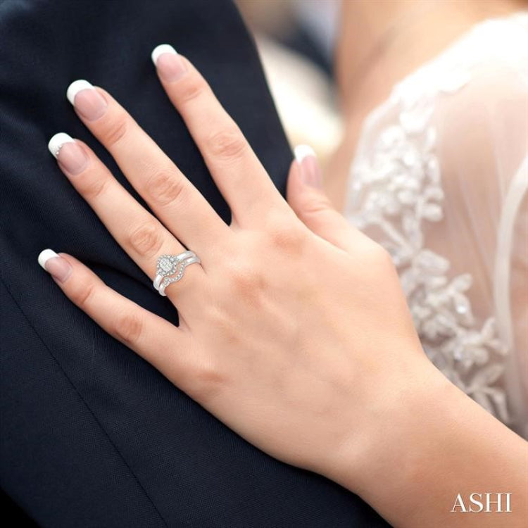 3/8 Ctw Diamond Lovebright Wedding Set with 1/3 Ctw Engagement Ring and 1/10 Ctw Wedding Band in 14K White Gold