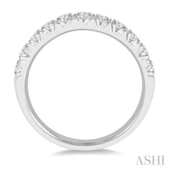 3/4 Ctw 11 Stone Round Cut Diamond Wedding Band in 14K White Gold