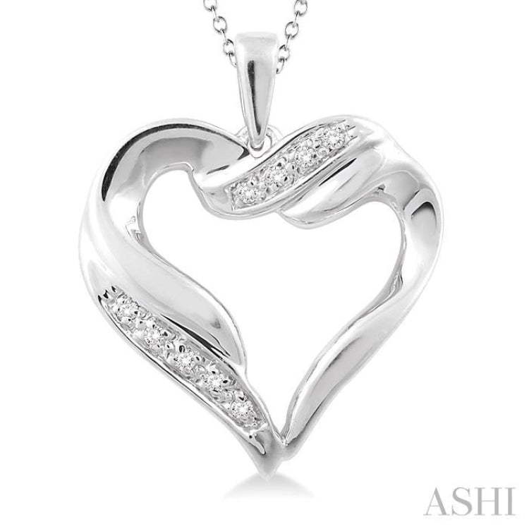 1/20 Ctw Round Cut Diamond Heart Pendant in Sterling Silver with Chain