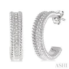 1/6 Ctw Round Cut Diamond Fashion Earrings in Sterling Silver