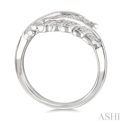 1/10 Ctw Round Cut Diamond Leaf Ring in Sterling Silver