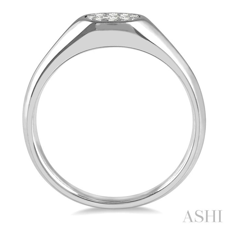 1/8 Ctw Oval Shape Lovebright Diamond Ring in 14K White Gold