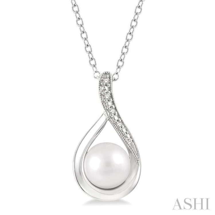 7x7 MM Drop Shape Cultured Pearl and 1/50 Ctw Round Cut Diamond Pendant With Chain in Sterling Silver