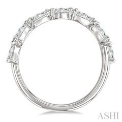 1 Ctw East-West Pear Shape Diamond Fashion Band in 14K White Gold