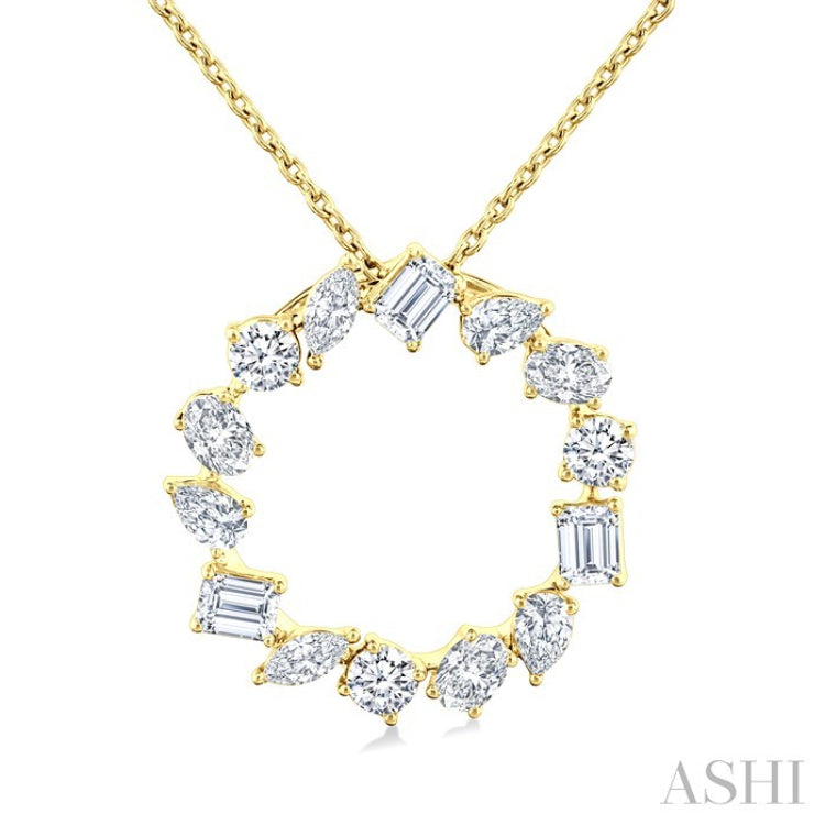 1 Ctw Circle Multi-Cut Diamond Fashion Pendant With Chain in 14K Yellow Gold