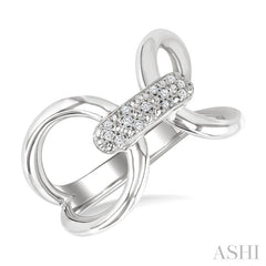 1/10 Ctw Accent Round Cut Diamond Bold Fashion Ring in Sterling Silver