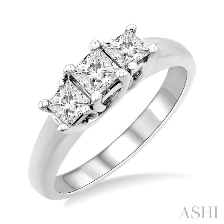 3/4 Ctw Three Stone Princess Cut Diamond Ring in 14K White Gold