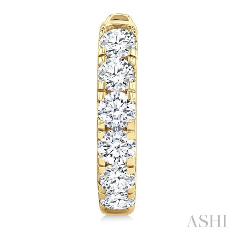 1 Ctw Round Cut Diamond Hoop Earrings in 14K Yellow Gold