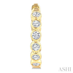 1 Ctw Bezel Set Round Cut Diamond Fashion Hoop Earrings in 14K Yellow Gold