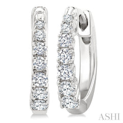 1/4 Ctw Graduated Round Cut Diamond Fashion Huggies in 14K White Gold